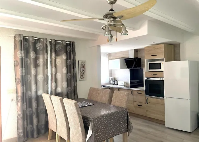 Holiday home Acogedor De 2 En Els Poblets Con Wi-fi Y Parking - Es-373-5 *